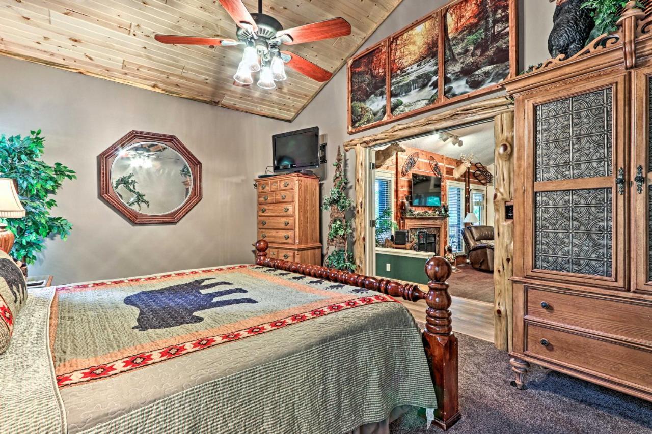 Eclectic Cabin With Hot Tub 1 Mi To Ober גטלינבורג מראה חיצוני תמונה