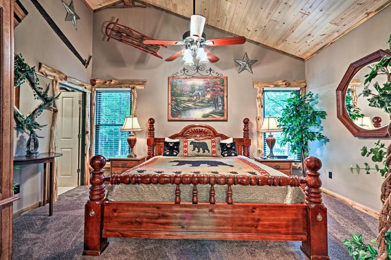 Eclectic Cabin With Hot Tub 1 Mi To Ober גטלינבורג מראה חיצוני תמונה
