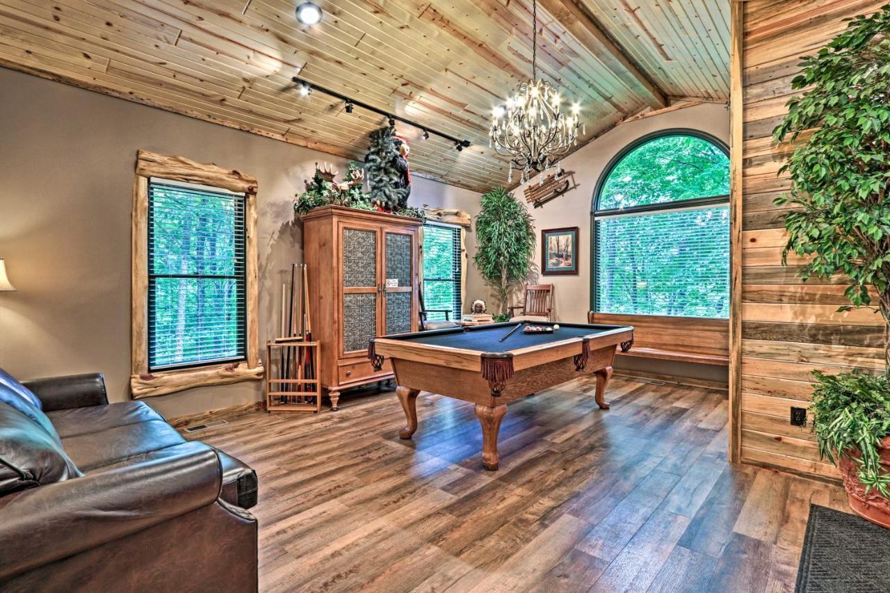 Eclectic Cabin With Hot Tub 1 Mi To Ober גטלינבורג מראה חיצוני תמונה